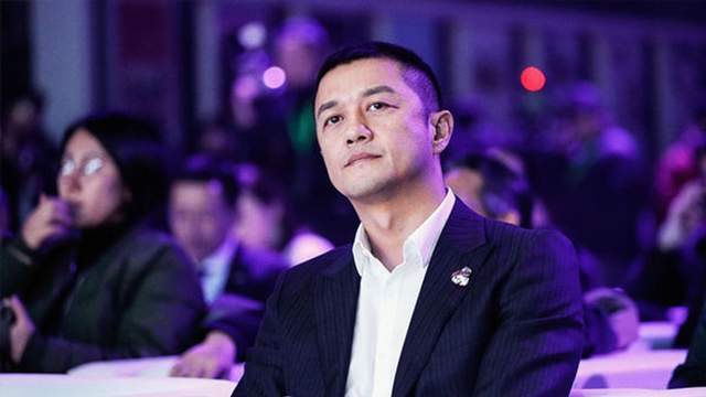 了！3岁女儿大哭不愿搬到老小区水泥房CQ9电子平台网站李亚鹏妻子自曝没钱(图9)